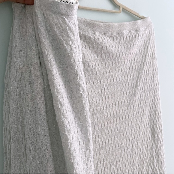 Knit Sweater and Midi Skirt Set with Gathered Sleeves and Metallic Silver Thread - Picture 4 of 7